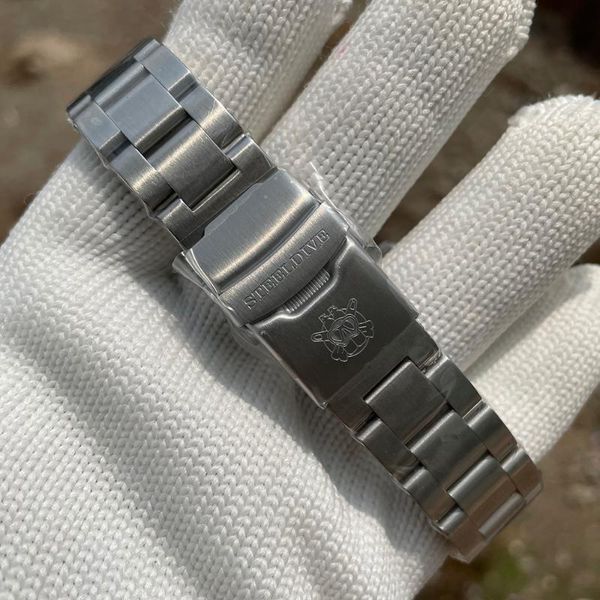 watch bands steeldive brand 20mm stainless steel replacment bracelet signed buckle folding clasp with safety for dive watches, Black;brown
watch bands steeldive brand 20mm stainless steel replacment bracelet signed buckle folding clasp with safety for dive watches, Black;brown