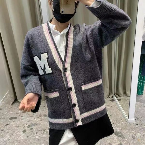women's sweaters camisola feminina outono e inverno nova carta grande bordado manga comprida malha jaqueta hurs, White;black
women's sweaters camisola feminina outono e inverno nova carta grande bordado manga comprida malha jaqueta hurs, White;black