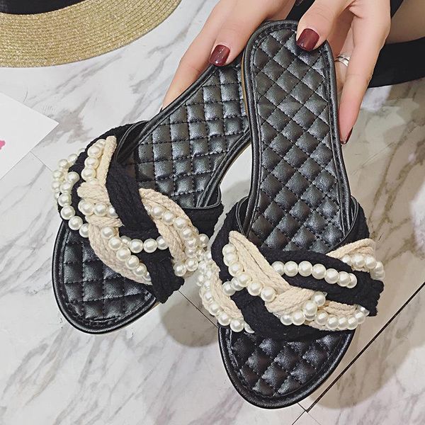 slippers women's summer pearl beading flat-bottomed beach sandals shoes women zapatos de mujer 2021, Black
slippers women's summer pearl beading flat-bottomed beach sandals shoes women zapatos de mujer 2021, Black