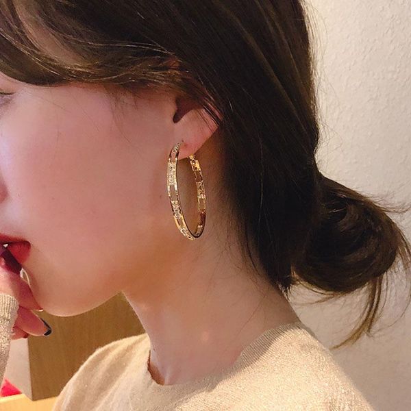 hoop & huggie caoshi luxury gold color silver round earrings with shine crystal stone exquisite women's jewelry daily collocation, Golden;silver
hoop & huggie caoshi luxury gold color silver round earrings with shine crystal stone exquisite women's jewelry daily collocation, Golden;silver