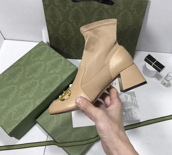 luxury designer wwomen shoes ankle boots black calfskin leather horsebit detail chunky lug sole woman short boot smooth leathers square toe
luxury designer wwomen shoes ankle boots black calfskin leather horsebit detail chunky lug sole woman short boot smooth leathers square toe
