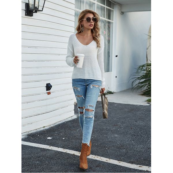 2021 autumn winter sweater v-neck solid color knitted pullover simple temperament coat women, White;black
2021 autumn winter sweater v-neck solid color knitted pullover simple temperament coat women, White;black