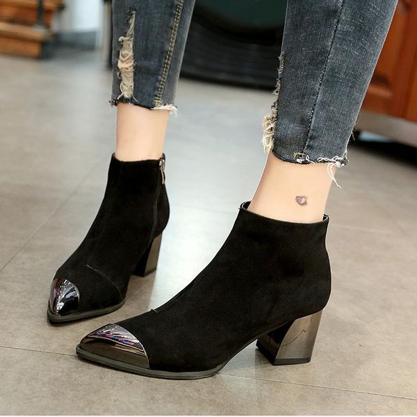 boots short fashion women's thick heel medium 2021 autumn winter versatile pointed, Black
boots short fashion women's thick heel medium 2021 autumn winter versatile pointed, Black