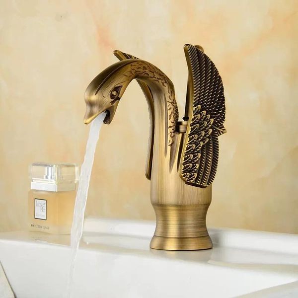 bathroom sink faucets basin brass antique/gold fashion delicacy swan design faucet wash-basin single hole cold mixer taps
bathroom sink faucets basin brass antique/gold fashion delicacy swan design faucet wash-basin single hole cold mixer taps