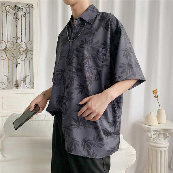 men's casual shirts 2021 summer floral shirt short sleeve ruffian thin loose trend half jacket, White;black
men's casual shirts 2021 summer floral shirt short sleeve ruffian thin loose trend half jacket, White;black