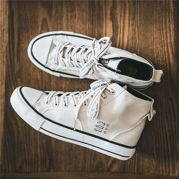 2021 men fashion shoes black white men vulcanized high-canvas shoes lace-up outdoor joker simple casual shoes
2021 men fashion shoes black white men vulcanized high-canvas shoes lace-up outdoor joker simple casual shoes