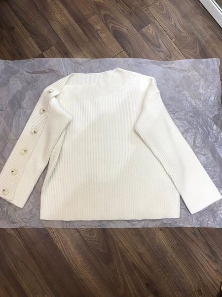 women's sweaters 2021 ladies fashion long sleeve casual solid color buttoned shoulder cashmere sweater 1226, White;black
women's sweaters 2021 ladies fashion long sleeve casual solid color buttoned shoulder cashmere sweater 1226, White;black