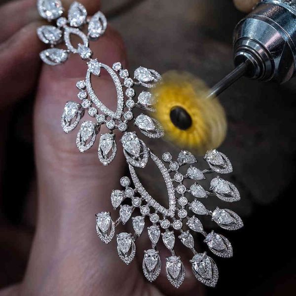 brand luxury bridal wedding engagement cubic zirconia firework dangle earrings jewelry for women gift high quality, Silver
brand luxury bridal wedding engagement cubic zirconia firework dangle earrings jewelry for women gift high quality, Silver