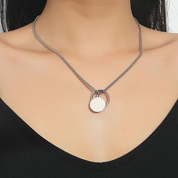 pendant necklaces 2021 summer retro fashion creative hip-hop personality splicing stainless steel geometric metal couple necklace, Silver
pendant necklaces 2021 summer retro fashion creative hip-hop personality splicing stainless steel geometric metal couple necklace, Silver
