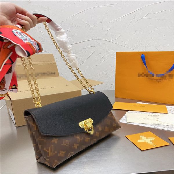 vlv suit women's messenger leather handbag evening bag luxury designer shoulde checkers date code serial size 26cm*15cm gglv„
vlv suit women's messenger leather handbag evening bag luxury designer shoulde checkers date code serial size 26cm*15cm gglv„
