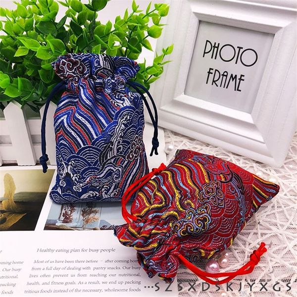 oefp jindi 10 14cm packaging boxes wufu linmen blessing jewelry boxes festive jewelry bag jindai praying water pattern drawstring jindi 10, Black;white
oefp jindi 10 14cm packaging boxes wufu linmen blessing jewelry boxes festive jewelry bag jindai praying water pattern drawstring jindi 10, Black;white