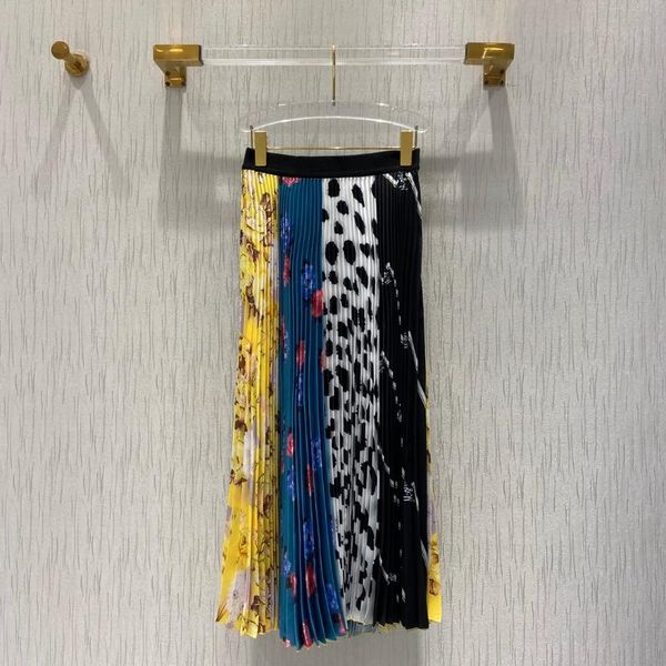 skirts 2021 ladies fashion contrast color stitching pleated skirt 0312, Black
skirts 2021 ladies fashion contrast color stitching pleated skirt 0312, Black
