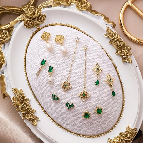 women green dangle earrings retro jewelry korean bohemian fashion studs student girl cute earring gift & chandelier, Silver
women green dangle earrings retro jewelry korean bohemian fashion studs student girl cute earring gift & chandelier, Silver