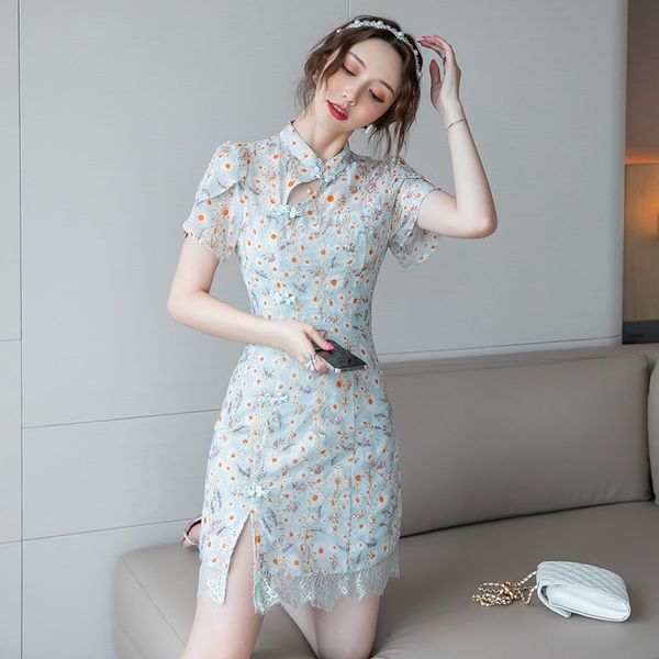 luxury cheongsam dr's summer 2021 korean dign shows slim waist floral skirt children's fashion, Blue;red
luxury cheongsam dr's summer 2021 korean dign shows slim waist floral skirt children's fashion, Blue;red