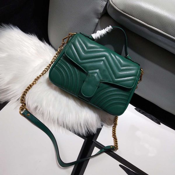 leather wavy metal chain bag women's fashion evening portable single room messenger
leather wavy metal chain bag women's fashion evening portable single room messenger
