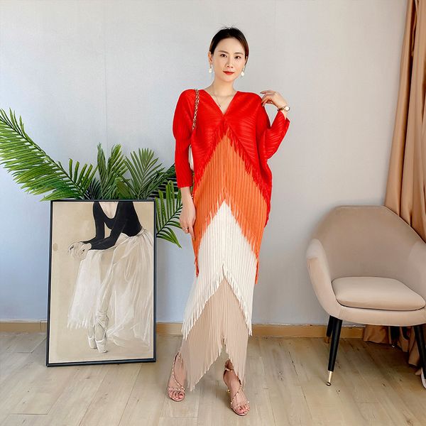 casual dresses tassel autumn 2021 bat sleeve pleated loose fashion long japanese vfi3, Black;gray
casual dresses tassel autumn 2021 bat sleeve pleated loose fashion long japanese vfi3, Black;gray