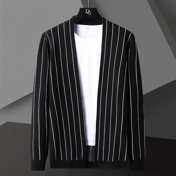 men's sweaters fall winter knitted cardigan men clothing korean style mens cardigans fashion loose sweater coat male jacket, White;black
men's sweaters fall winter knitted cardigan men clothing korean style mens cardigans fashion loose sweater coat male jacket, White;black