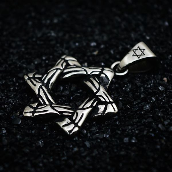party favor chrome/hearts necklace crow heart six star men's and women's titanium steel pendant necklace personality fas
party favor chrome/hearts necklace crow heart six star men's and women's titanium steel pendant necklace personality fas