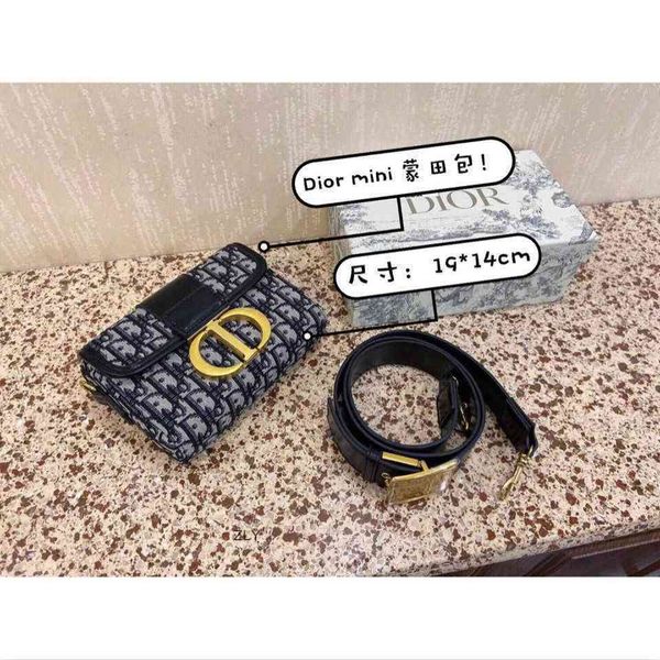 d-home 2021 mini montaigne bag single shoulder bag messenger bag gift box packaging zly bags
d-home 2021 mini montaigne bag single shoulder bag messenger bag gift box packaging zly bags
