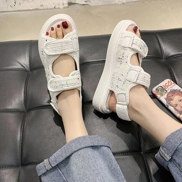 sandals 2021 women's summer flat bottomed british style embroidery casual roman designer thick, Black
sandals 2021 women's summer flat bottomed british style embroidery casual roman designer thick, Black