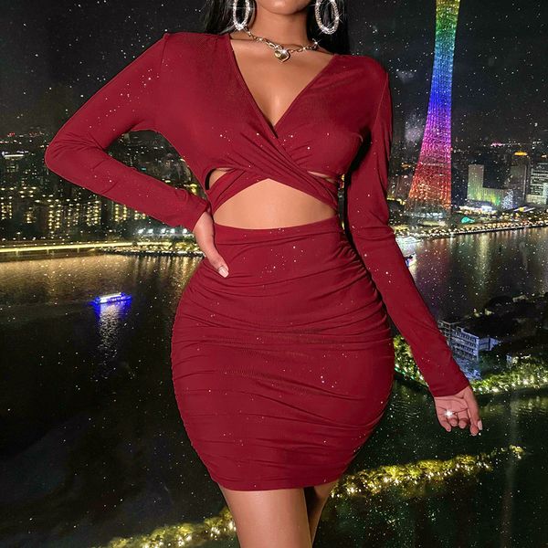 European and American women's 2021 autumn new style wish foreign trade v-neck wrapped chest and navel dress skirt, White;black
European and American women's 2021 autumn new style wish foreign trade v-neck wrapped chest and navel dress skirt, White;black