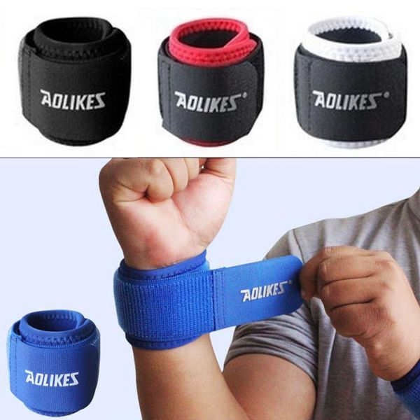 pc elastic neoprene hand wrist support brace adjustable sports tennis gym, Black;red
pc elastic neoprene hand wrist support brace adjustable sports tennis gym, Black;red