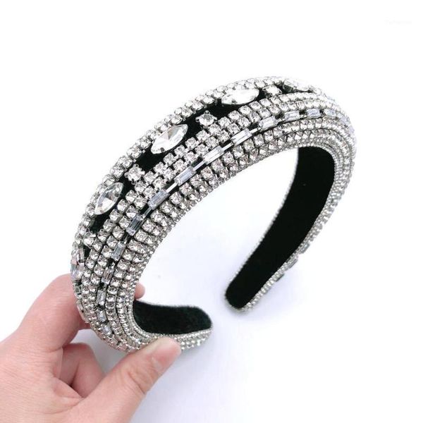 luxury rhinestone hair accessories baroque party catwalk headbands for women sponge hairbands hoop fashion woman headband1
luxury rhinestone hair accessories baroque party catwalk headbands for women sponge hairbands hoop fashion woman headband1