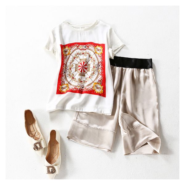t shirts 2021 summer short-sleeved casual fashion round neck silk women's t-shirt, White
t shirts 2021 summer short-sleeved casual fashion round neck silk women's t-shirt, White