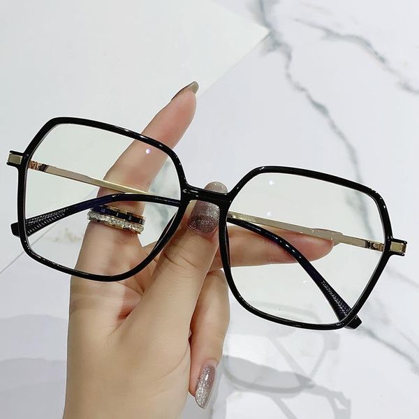 fashion sunglasses frames tr90 anti-blue light flat mirror cross-border glasses frame men/women trendy blue blocking, Black
fashion sunglasses frames tr90 anti-blue light flat mirror cross-border glasses frame men/women trendy blue blocking, Black