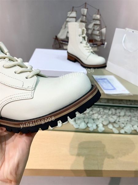 2021 aaaa+ woman soles bottega boot fashion luxury tire leather chelsea booties platform chunky shoes knight high-boots womens designer boot, Black
2021 aaaa+ woman soles bottega boot fashion luxury tire leather chelsea booties platform chunky shoes knight high-boots womens designer boot, Black