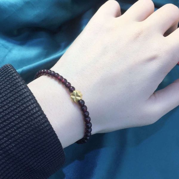 gold 999 lucky grass garnet bracelet, Black
gold 999 lucky grass garnet bracelet, Black