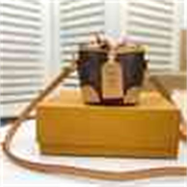 shoulder m57099 new catwalk mini bag handbags iconic handles designer bags totes cross body bag clutches evening luxury
shoulder m57099 new catwalk mini bag handbags iconic handles designer bags totes cross body bag clutches evening luxury