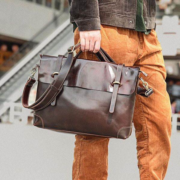natural real leather men's capacity portable briefcase computer bag simple casual crazy horse business messenger briefcases
natural real leather men's capacity portable briefcase computer bag simple casual crazy horse business messenger briefcases