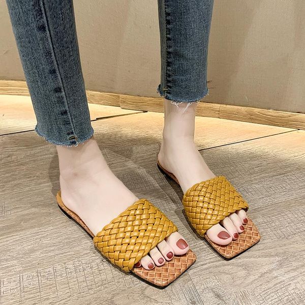 2021 spring comfortable flat-bottomed lazy female one-word flat-heeled woven open-toe slippers woman shoes sh920, Black
2021 spring comfortable flat-bottomed lazy female one-word flat-heeled woven open-toe slippers woman shoes sh920, Black