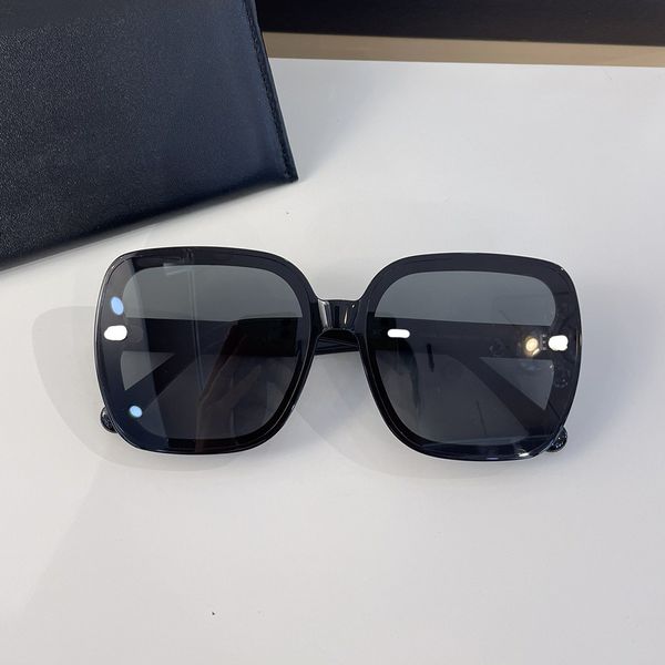 designer 2021 new fashion plate square women's outdoor play personalized net red sunglasses, White;black
designer 2021 new fashion plate square women's outdoor play personalized net red sunglasses, White;black