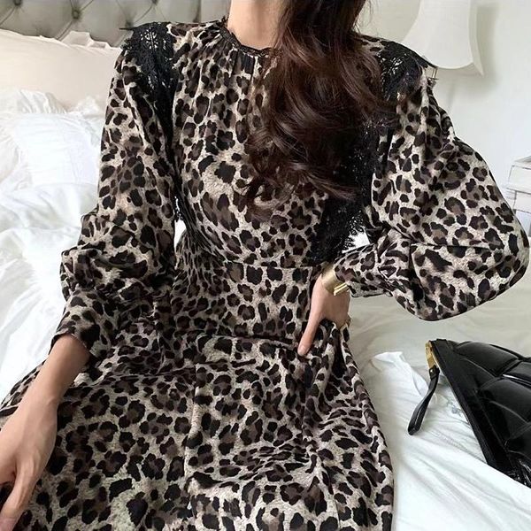 casual dresses vanovich korean style 2022 autumn women dress fashion round neck leopard stitching lace high waist ladies, Black;gray
casual dresses vanovich korean style 2022 autumn women dress fashion round neck leopard stitching lace high waist ladies, Black;gray