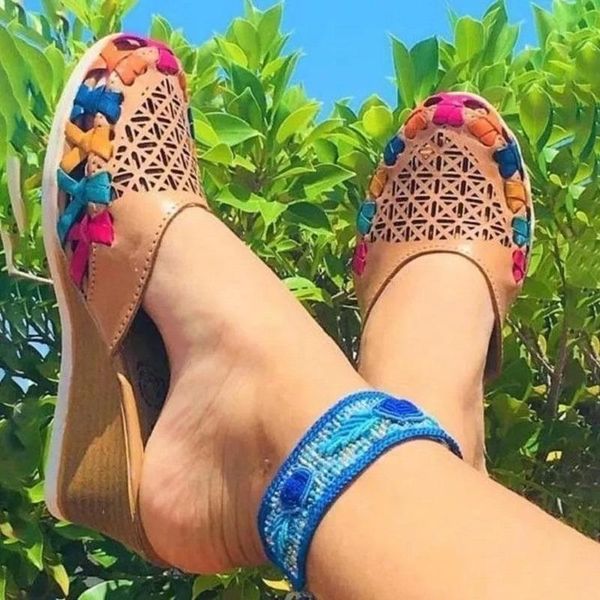 sandals women 2021 heels woman slippers platform wedges shoes ladies summer slides mujer buckle flip flops plus size, Black
sandals women 2021 heels woman slippers platform wedges shoes ladies summer slides mujer buckle flip flops plus size, Black
