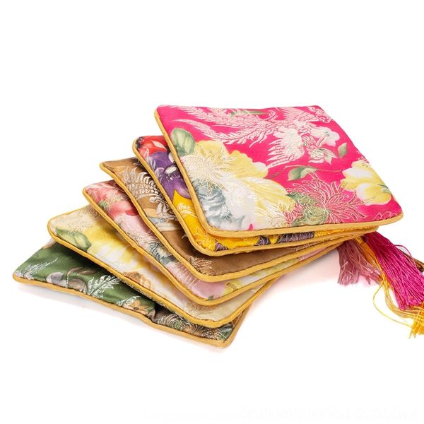 xwhF classic packing brocade zipper packaging boxes machine embroidery craft pattern bracelet jewelry boxes jewelry bag packaging bag, Black;white
xwhF classic packing brocade zipper packaging boxes machine embroidery craft pattern bracelet jewelry boxes jewelry bag packaging bag, Black;white