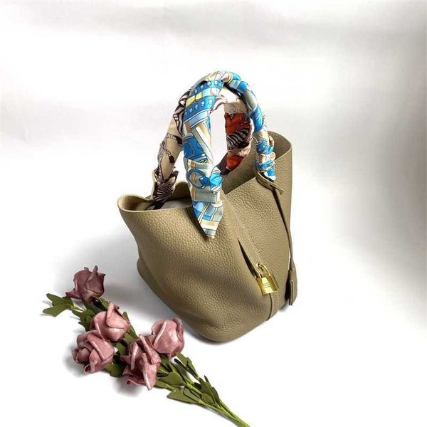 hanghhangbag luxury designer fashion hand handbag handbags backpack wallet purse shoulder crossbody tote bags mini bag vegetable basket
hanghhangbag luxury designer fashion hand handbag handbags backpack wallet purse shoulder crossbody tote bags mini bag vegetable basket