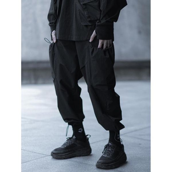men's pants 2021 style hair stylist personality big pocket tooling trendy brand black loose casual trousers
men's pants 2021 style hair stylist personality big pocket tooling trendy brand black loose casual trousers