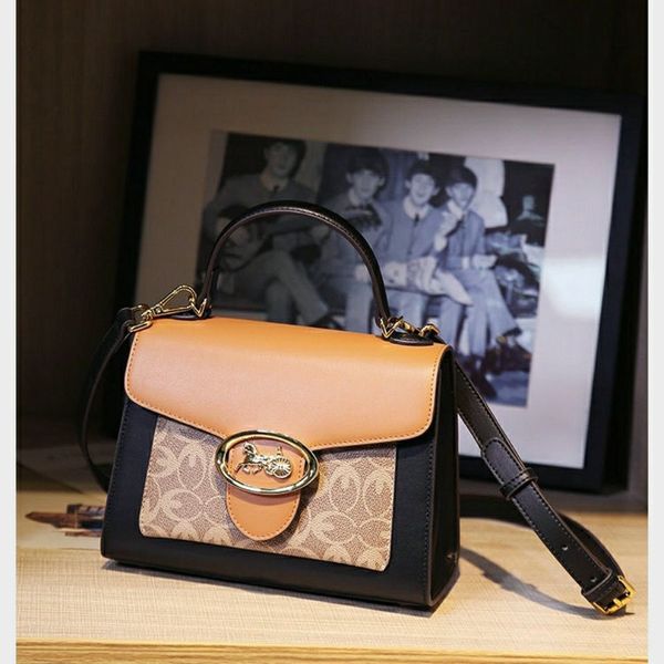 american guanchi genuine 2021 new fashion high-grade real leather bag women's spring and summer printed one shoulder messenger handbag
american guanchi genuine 2021 new fashion high-grade real leather bag women's spring and summer printed one shoulder messenger handbag