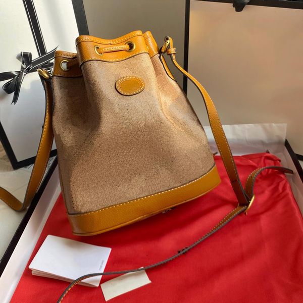 602691 animal pattern bucket bag luxury designer women purse genuine leather shoulder handbag cross body purses totes crossbody bag size 26*
602691 animal pattern bucket bag luxury designer women purse genuine leather shoulder handbag cross body purses totes crossbody bag size 26*