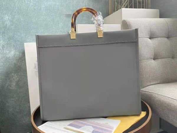 spring summer women's tote bag cowhide letters large capacity european and american fashion shoulder shopping
spring summer women's tote bag cowhide letters large capacity european and american fashion shoulder shopping