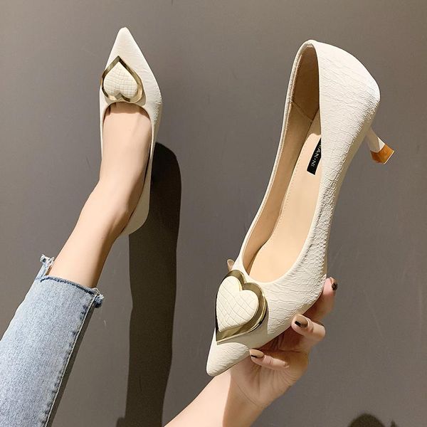 dress shoes elegant sweet flowers pearl high heels 2021 suede square mid heel fashion party ladies pumps women, Black
dress shoes elegant sweet flowers pearl high heels 2021 suede square mid heel fashion party ladies pumps women, Black