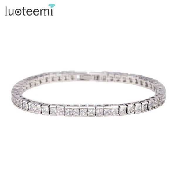 luoteemi classic 4*4mm square aaa clear cubic zirconia tennis bangle bracelet for women fashion wedding jewelry q0717, Black
luoteemi classic 4*4mm square aaa clear cubic zirconia tennis bangle bracelet for women fashion wedding jewelry q0717, Black