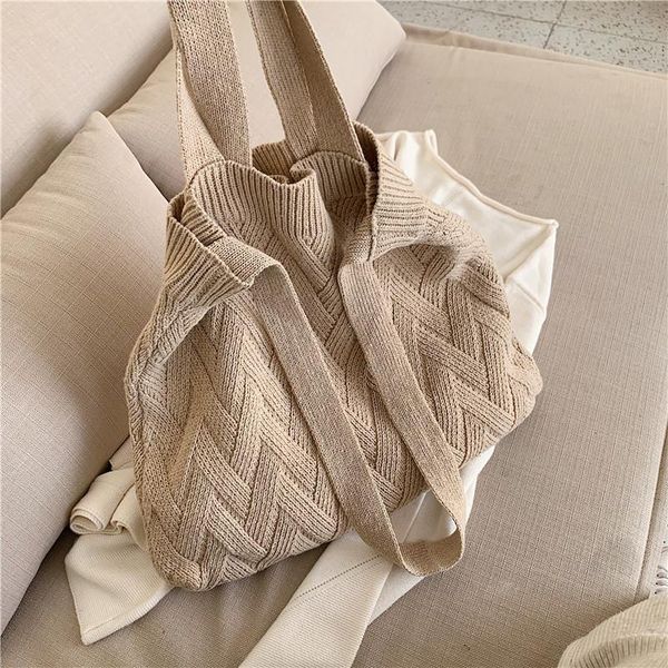 evening bags casual knitted woolen women shoulder designer plush handbags harajuku crossbody bag lady large capacity purses 2021 winter
evening bags casual knitted woolen women shoulder designer plush handbags harajuku crossbody bag lady large capacity purses 2021 winter