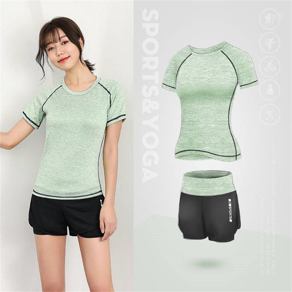 yoga outfit 2021 spring and autumn suit women's running gym large size quick-drying fitness sport set1
yoga outfit 2021 spring and autumn suit women's running gym large size quick-drying fitness sport set1