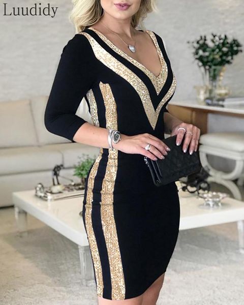 casual dresses women v-neck contrast color striped glitter sequins party dress, Black;gray
casual dresses women v-neck contrast color striped glitter sequins party dress, Black;gray