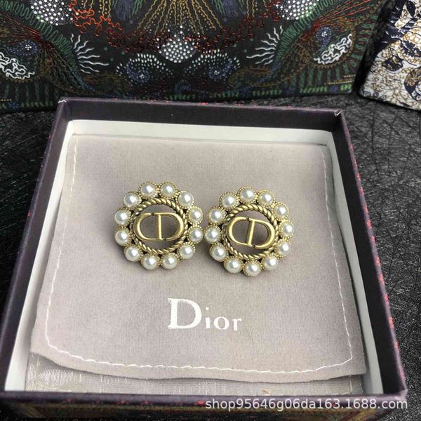 special offer 2021 luxury designer jewelry earrings round small pearl brass old french women's fragrance 2021 new earrings, Silver
special offer 2021 luxury designer jewelry earrings round small pearl brass old french women's fragrance 2021 new earrings, Silver