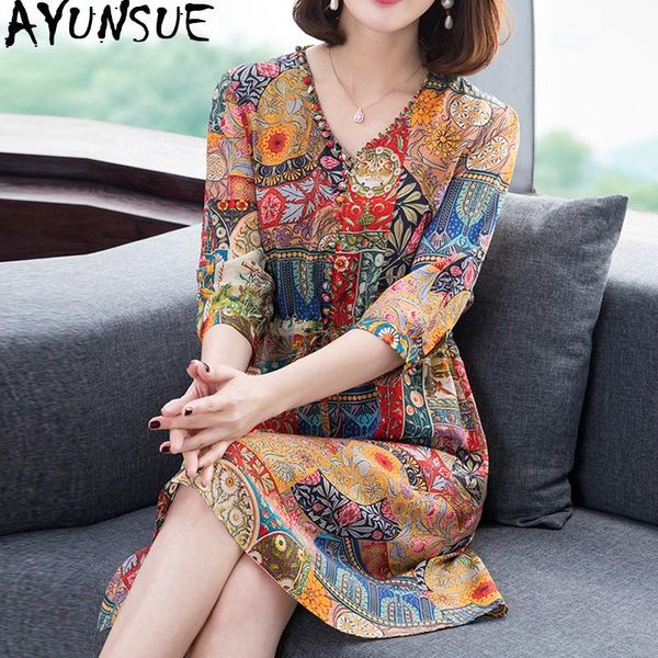 casual dresses ayunsue summer silk floral dress women elegant v neck boho beach vintage for vestidos de verano 2021 kj4651, Black;gray
casual dresses ayunsue summer silk floral dress women elegant v neck boho beach vintage for vestidos de verano 2021 kj4651, Black;gray